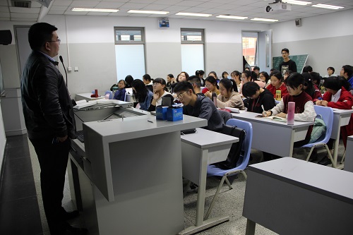 f229b4c1dccb40b6b33f3d8fdb325cb4.jpg 电竞实时数据网