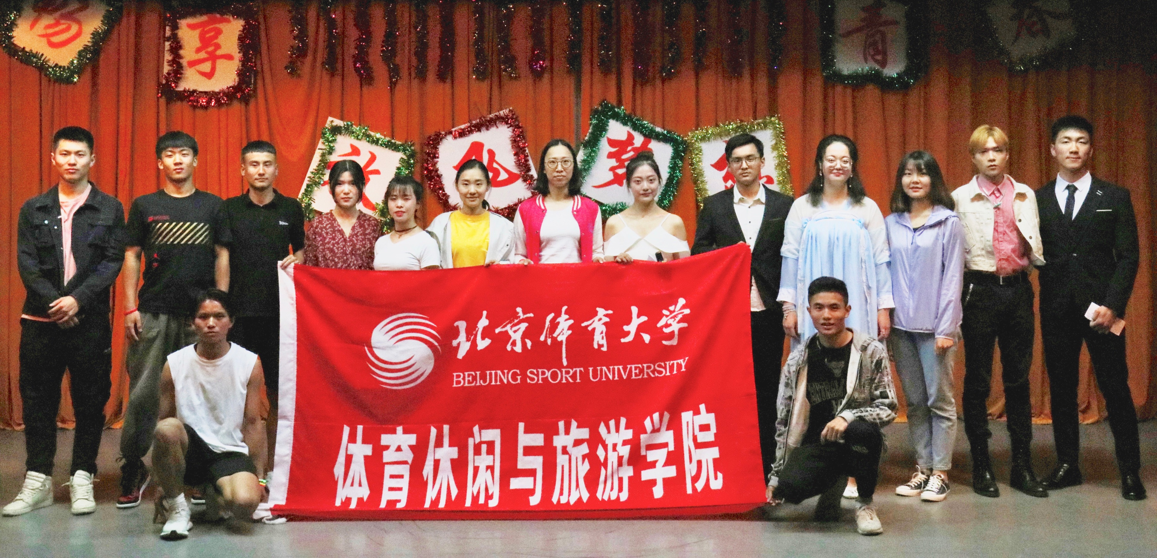 fda57eedb6514f26a71925dabc5df255.jpg 电竞实时数据网