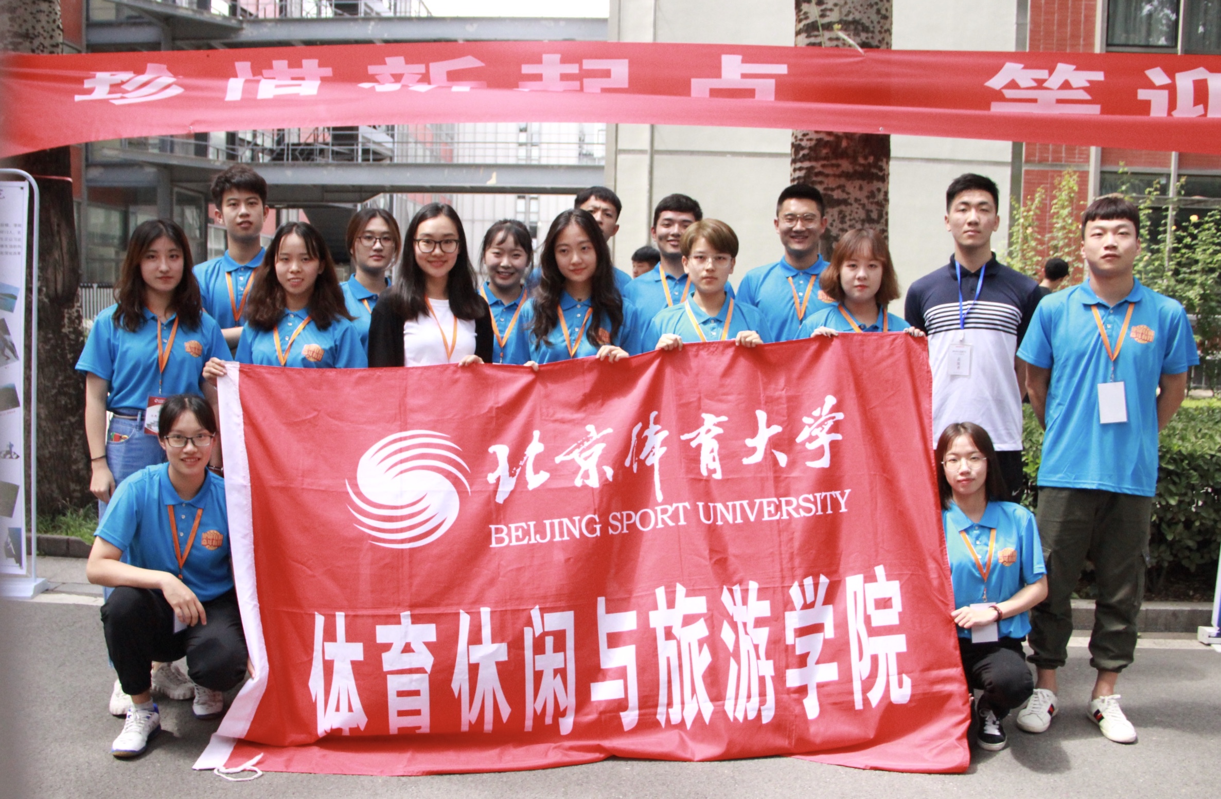 e05c8cd0e28c4c14ba30db35be6d8bb1.jpg 电竞实时数据网