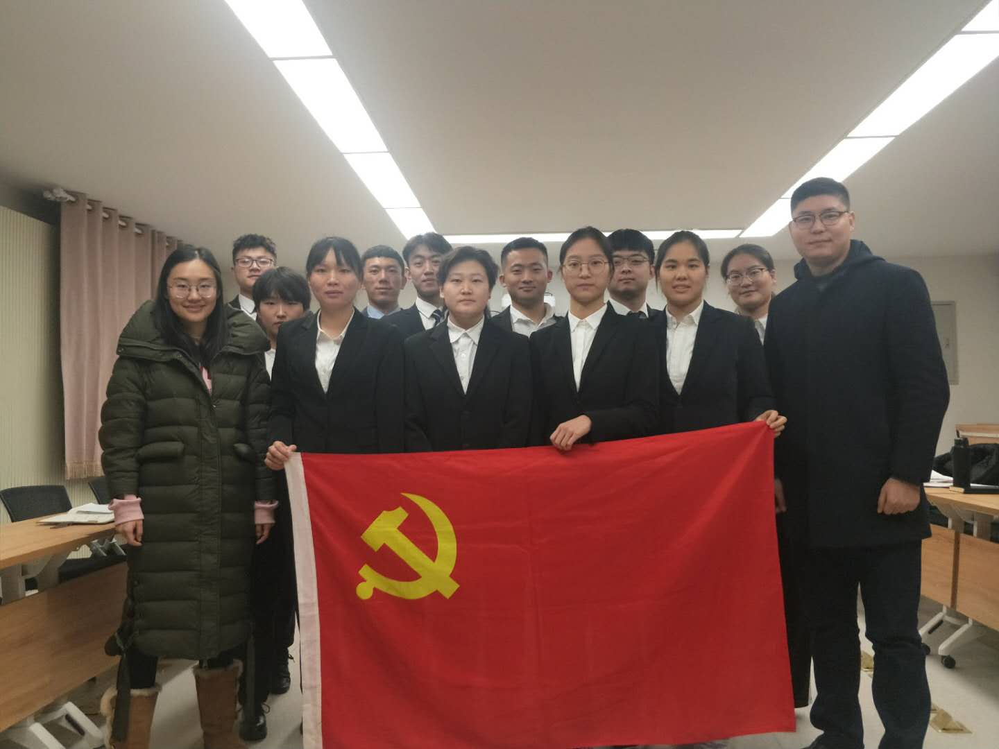 c2a1d3e7ccf54389b3be09e36c98e2c8.jpg 电竞实时数据网
